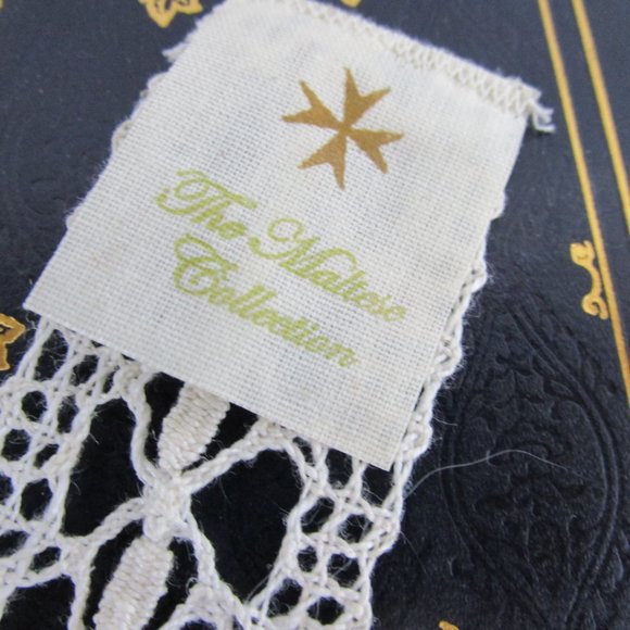 Vintage Maltese Bobbin Lace Bookmark - Picture 4 of 6